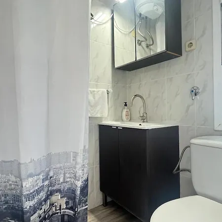 Amazing Location! Mar Apartment