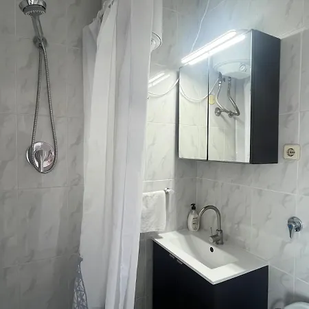 Apartment Amazing Location! Mar *